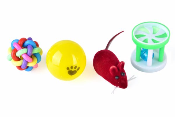 Набор игрушек для кошек: мышка , мячики и барабанчик (4 шт)