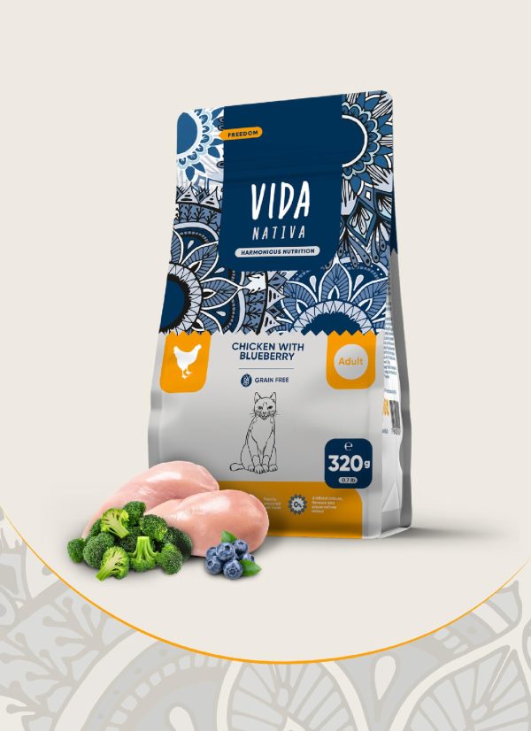 Беззерновой корм для взрослых кошек, со свежей курицей и черникой, GRAIN FREE adult cats chicken and blueberries (7 кг)