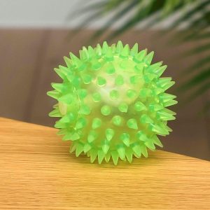 Игрушка для собак светящийся мячик с шипами (6,5 см)